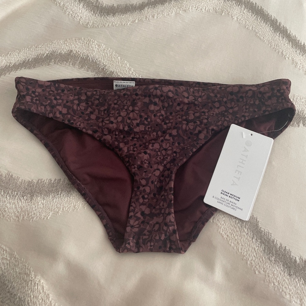 NWT Athleta Bikini Bottom in Size Medium